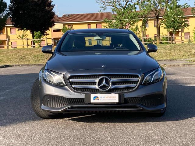 MERCEDES-BENZ E 200 usata, con Airbag laterali
