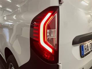 RENAULT Kangoo usata, con Sensori di parcheggio posteriori