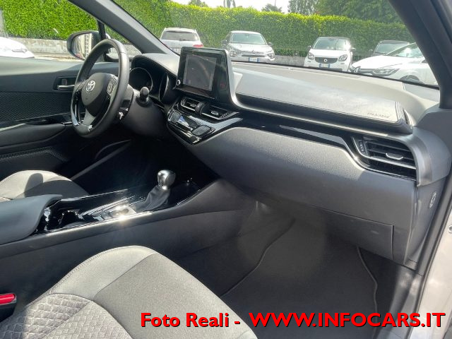 TOYOTA C-HR usata, con Vetri oscurati