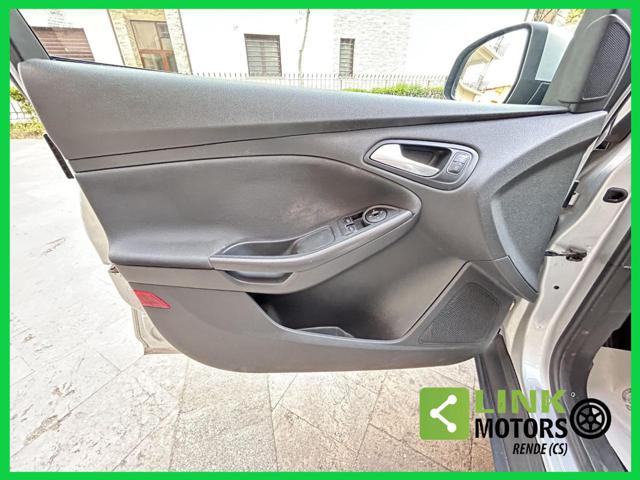 FORD Focus usata, con Autoradio digitale