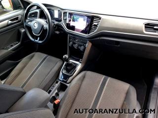 VOLKSWAGEN T-Roc usata, con Controllo automatico clima
