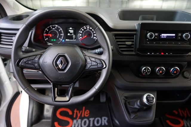 RENAULT Trafic usata, con Fari LED