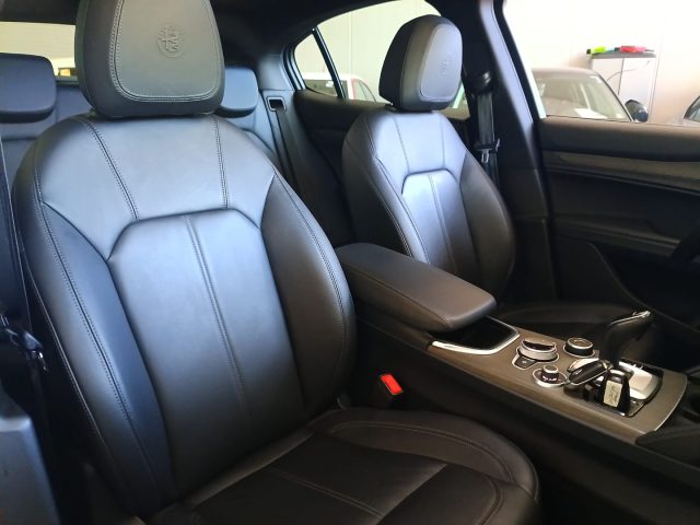 ALFA ROMEO Stelvio usata, con Bluetooth