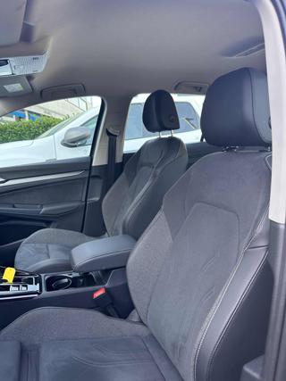 VOLKSWAGEN Golf usata, con Boardcomputer