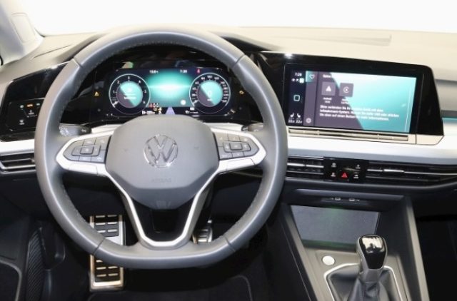 VOLKSWAGEN Golf usata, con Climatizzatore