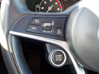 ALFA ROMEO Stelvio usata, con Sensore di luce