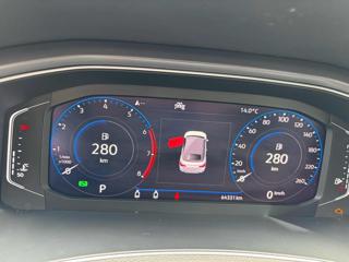 VOLKSWAGEN T-Roc usata, con Cruise Control