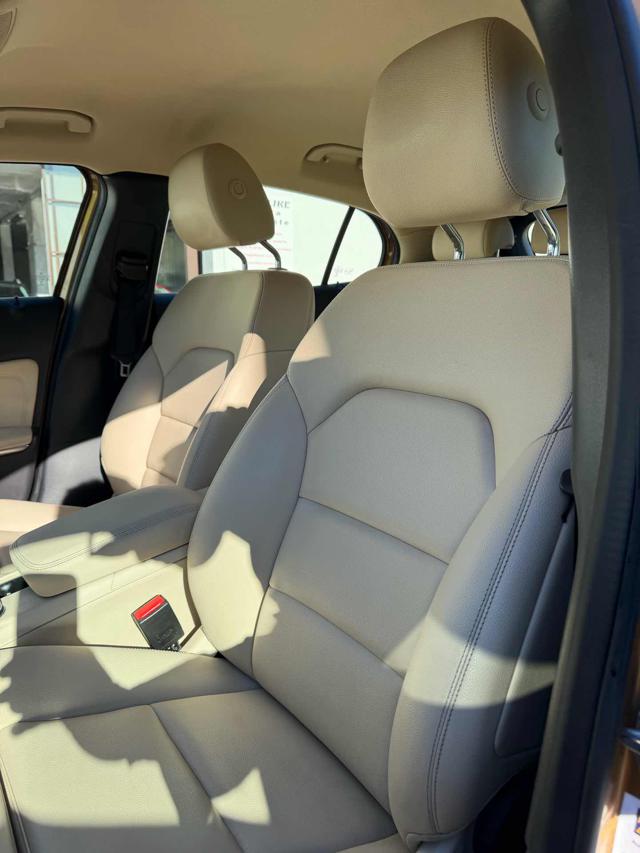 MERCEDES-BENZ GLA 180 usata, con ESP