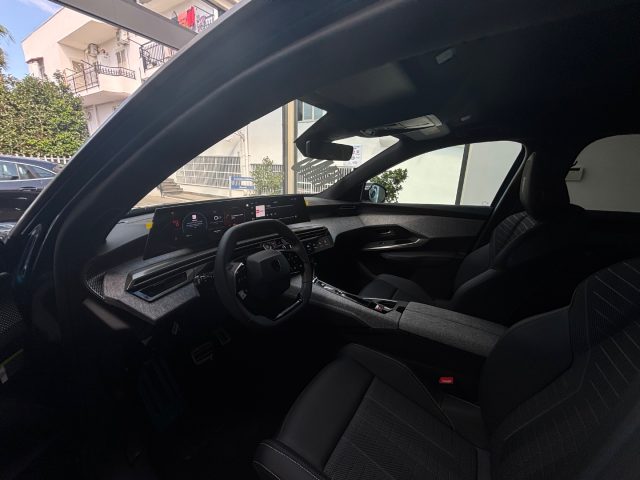 PEUGEOT 3008 usata, con Volante multifunzione