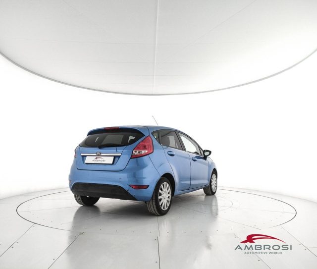 FORD Fiesta usata 2