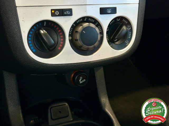 OPEL Corsa usata, con Climatizzatore
