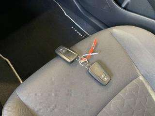 TOYOTA Corolla usata, con Fari LED