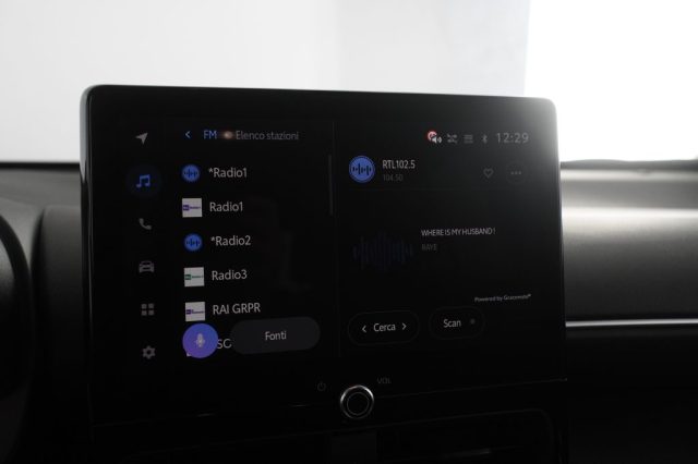 TOYOTA Yaris Cross usata 14