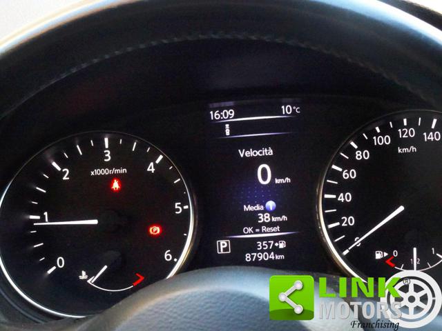 NISSAN Qashqai usata, con Controllo automatico clima