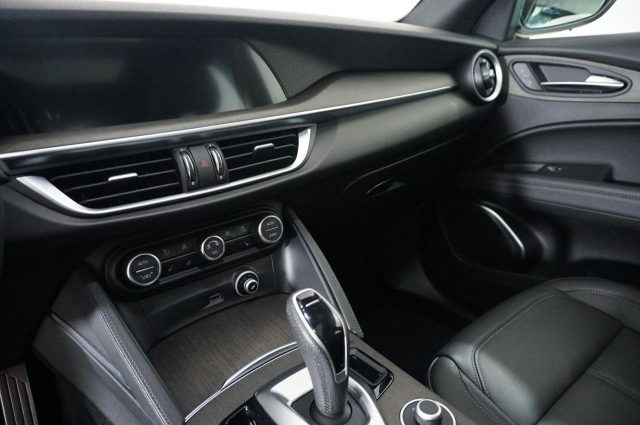 ALFA ROMEO Stelvio usata, con USB