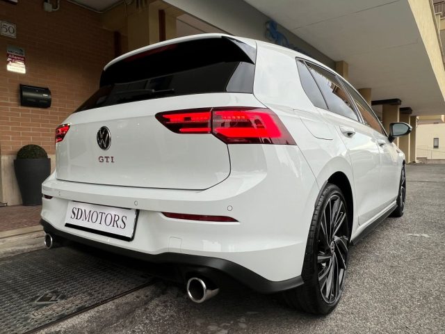VOLKSWAGEN Golf usata, con Autoradio