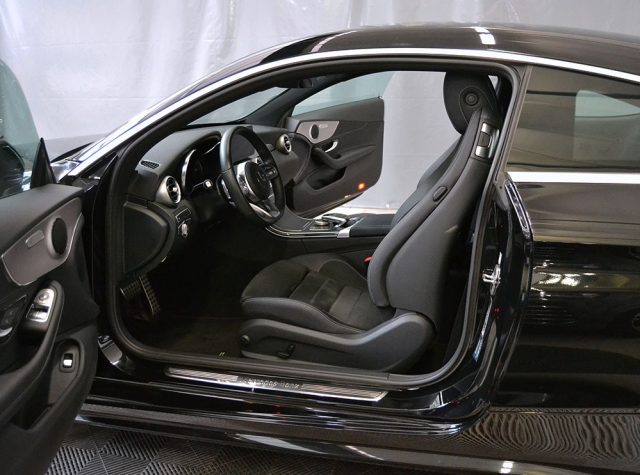 MERCEDES-BENZ C 180 usata, con Airbag