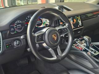 PORSCHE Cayenne usata, con Sedile posteriore sdoppiato