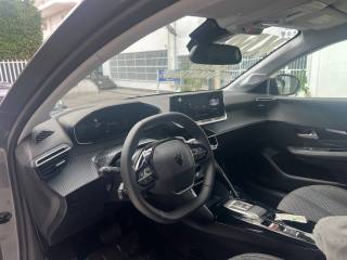 PEUGEOT 208 usata, con 360° camera