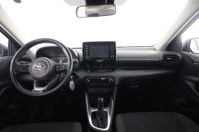 TOYOTA Yaris usata 4