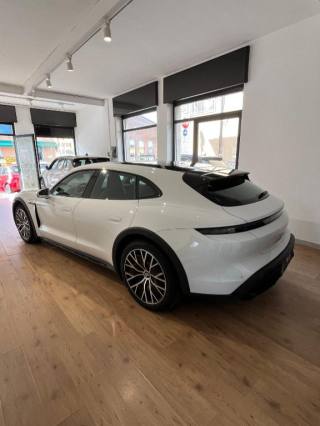 PORSCHE Taycan usata, con Airbag laterali