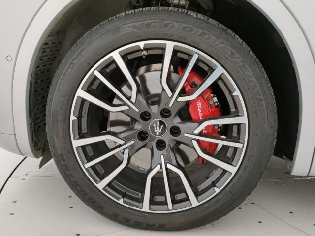 MASERATI Grecale usata, con Autoradio