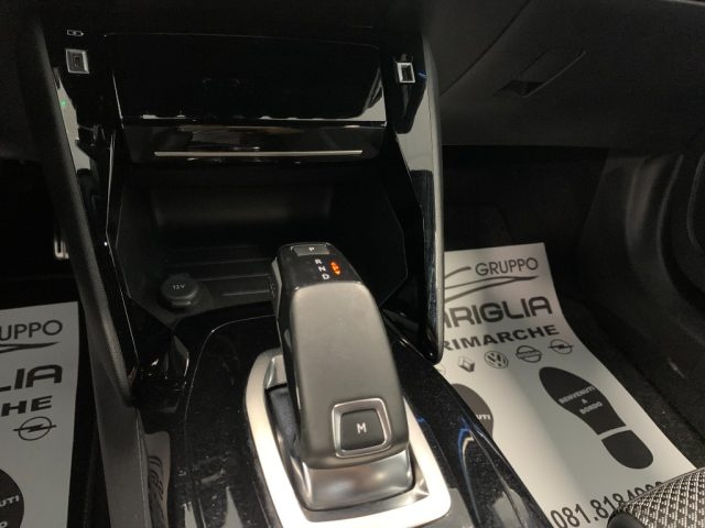 PEUGEOT 2008 usata, con Touch screen