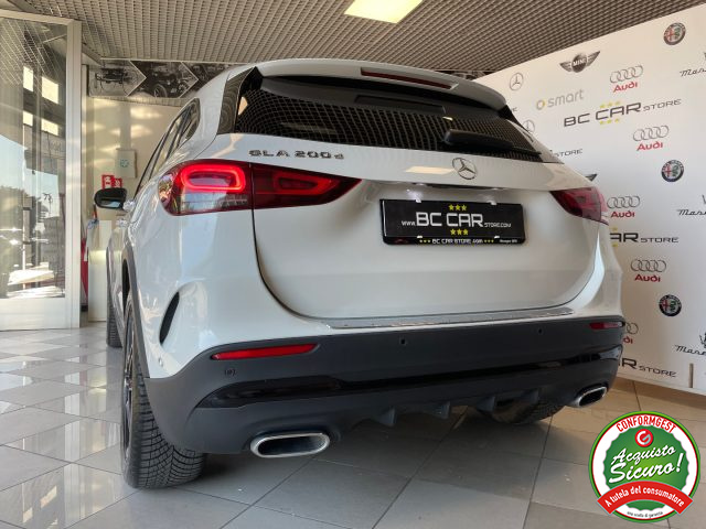 MERCEDES-BENZ GLA 200 usata, con Bracciolo