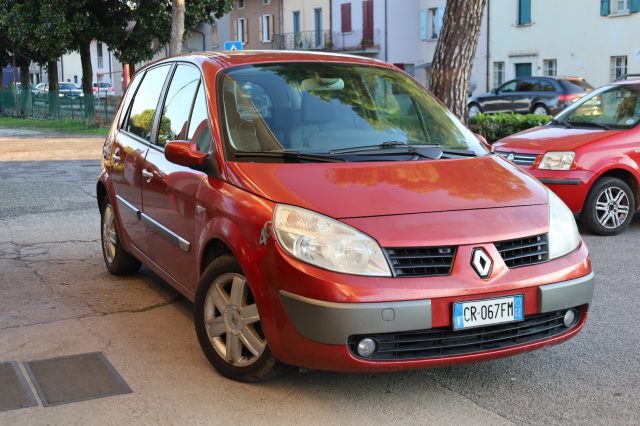 RENAULT Scenic usata 66