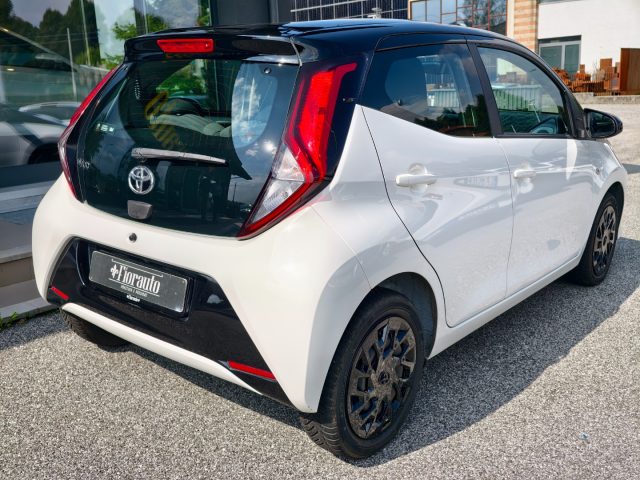 TOYOTA Aygo usata, con Airbag laterali