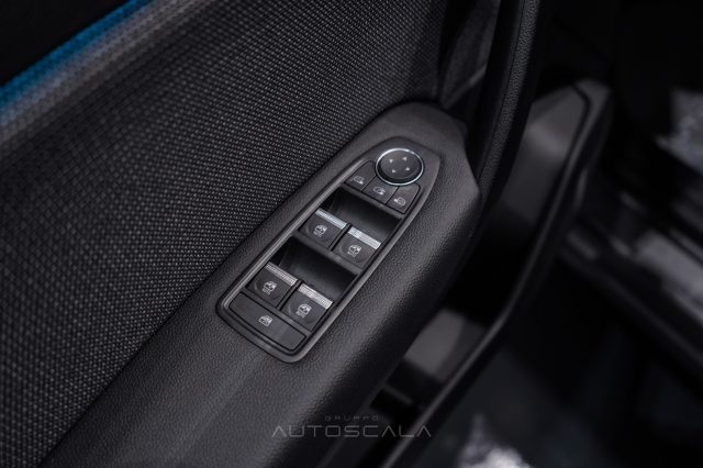 RENAULT Captur usata, con ESP