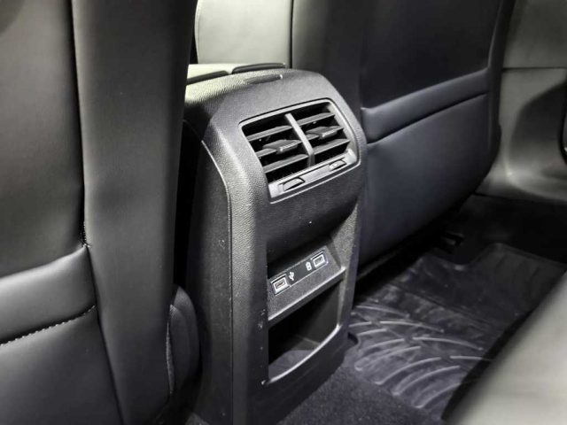 PEUGEOT 308 usata, con Sistema di navigazione