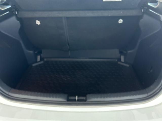 TOYOTA Yaris usata, con ESP