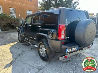 HUMMER H3 usata, con Autoradio