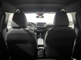 PEUGEOT 2008 usata, con Autoradio digitale