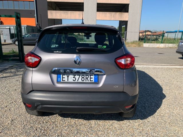 RENAULT Captur usata, con Autoradio