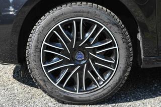 LANCIA Ypsilon usata, con Fendinebbia