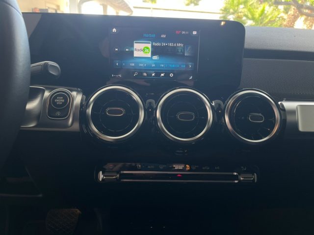 MERCEDES-BENZ GLB 200 usata, con ESP