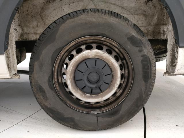 VOLKSWAGEN Crafter usata 26