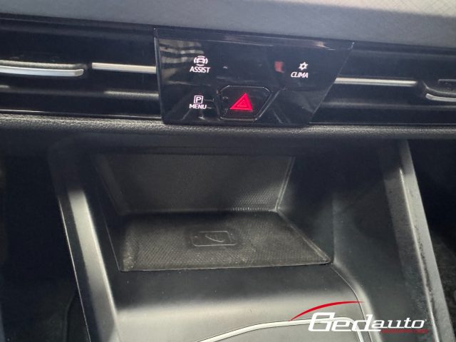 VOLKSWAGEN Golf usata, con Lettore CD