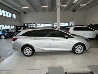 OPEL Astra usata, con Chiusura centralizzata