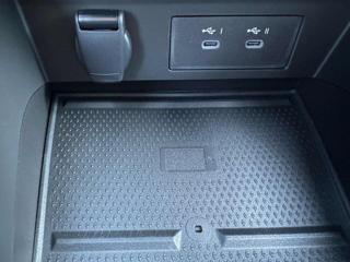 RENAULT Captur usata, con USB