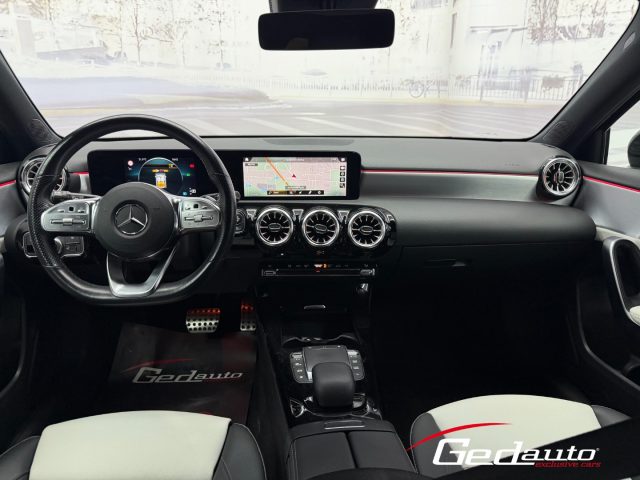MERCEDES-BENZ A 180 usata, con Cronologia tagliandi
