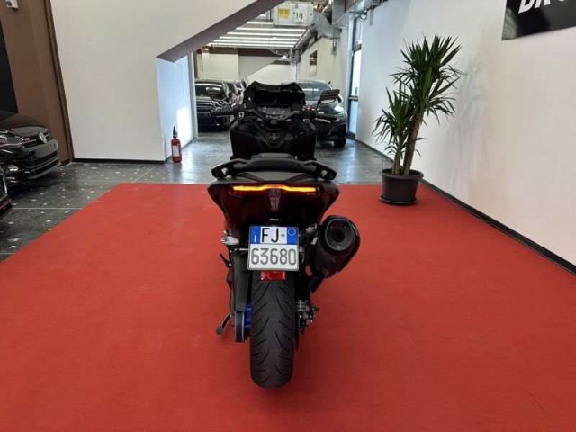 YAMAHA T-Max 560 usata 4