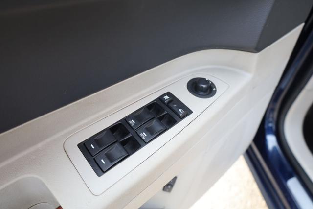 CHRYSLER 300C usata, con Luce d