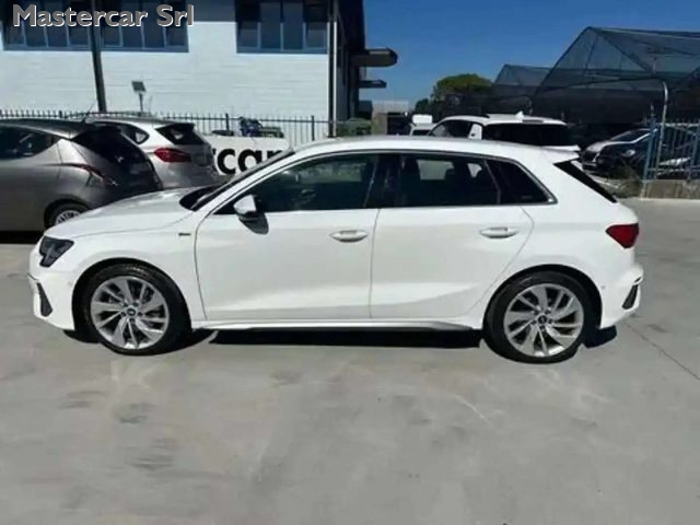 AUDI A3 usata, con Alzacristalli elettrici