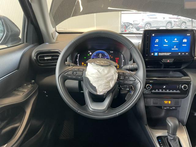 TOYOTA Yaris Cross usata, con USB