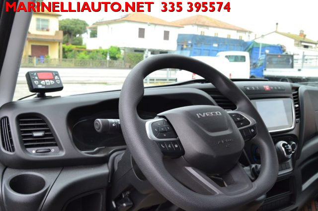 IVECO Daily usata, con Volante multifunzione