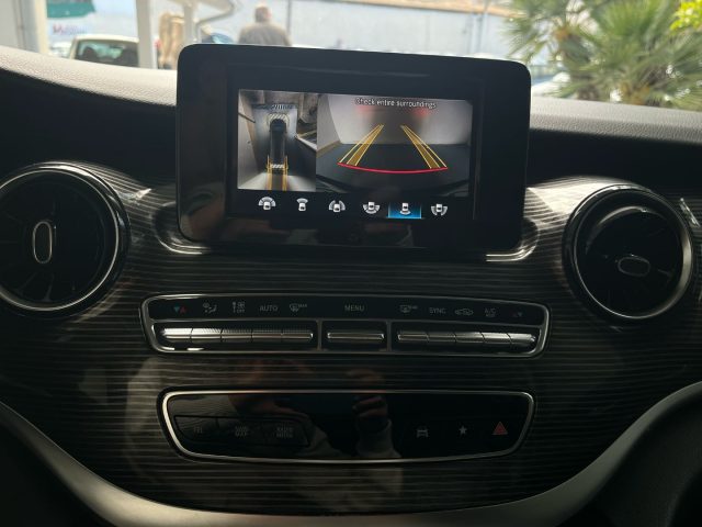 MERCEDES-BENZ V 250 usata, con Autoradio digitale