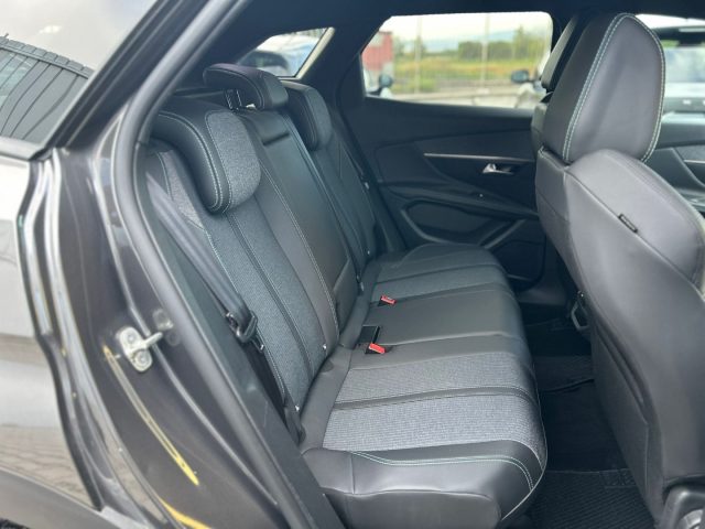 PEUGEOT 3008 usata, con Fari LED